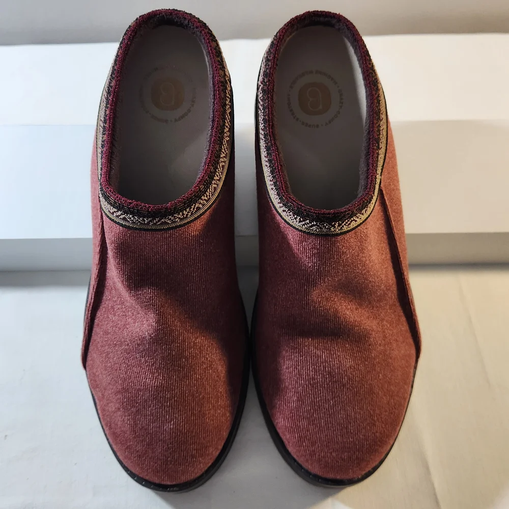 Bzees Maroon Knit‎ Slip-On Comfort Shoes Size 8 Casual Lightweight